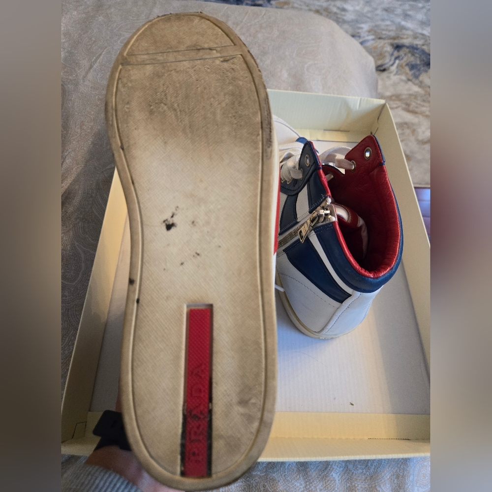 Prada leather sneakers size 38.5 - Picture 5 of 8